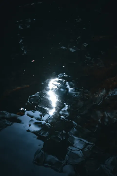 Moonlight Water Phone Wallpaper · moon · 1440×2160