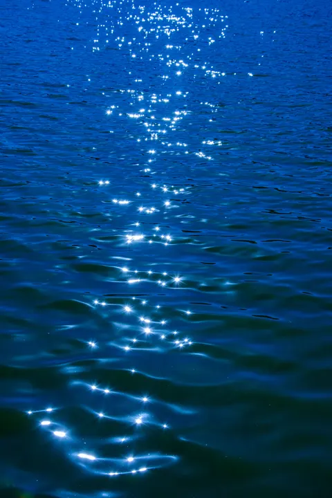 Moonlight Water Phone Wallpaper · moon · 1440×2160