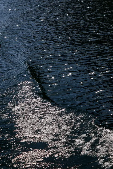 Moonlight Water Phone Wallpaper · moon · 1440×2160