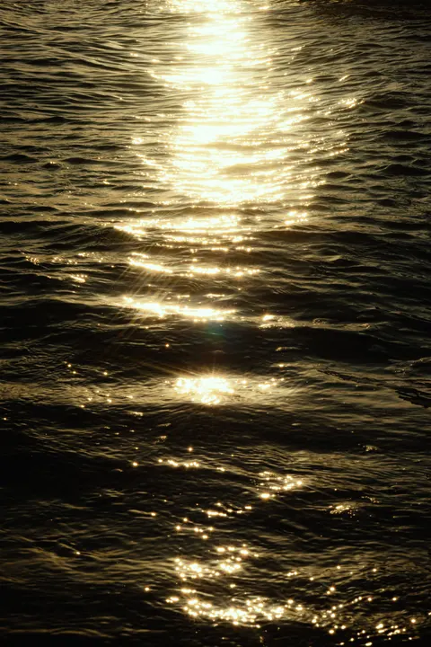 Moonlight Water Phone Wallpaper · moon · 1440×2160