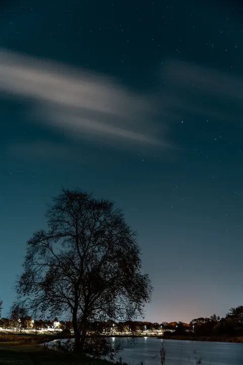 Moonlight Water Phone Wallpaper · moon · 1440×2160