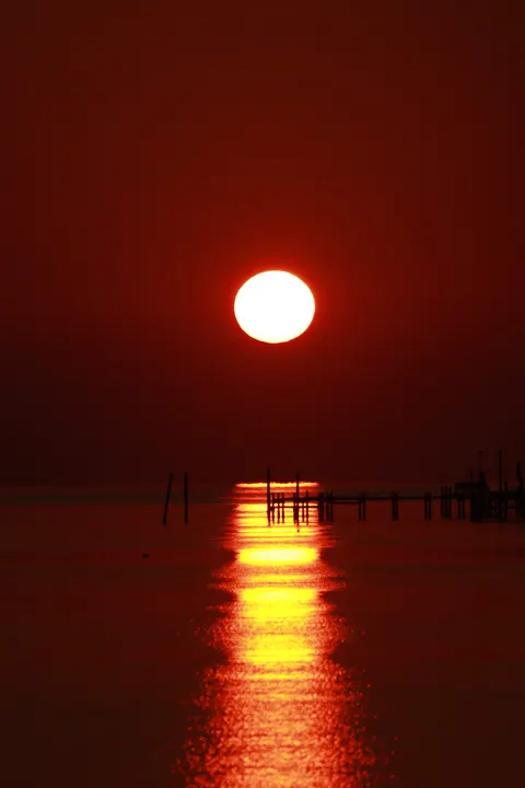 Moonlight Water Phone Wallpaper · moon · 1440×2160
