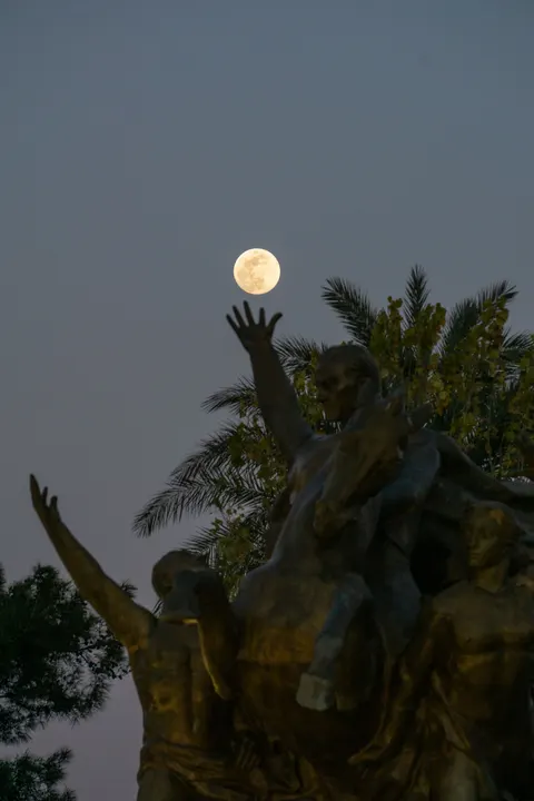 Full Moon Phone Wallpaper · moon · 1440×2160