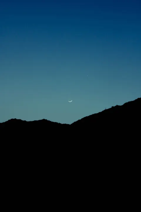 Crescent Moon Phone Wallpaper · moon · 1440×2160