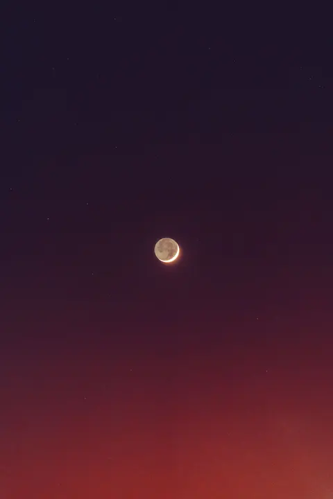 Crescent Moon Phone Wallpaper · moon · 1440×2160