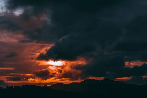 극적인 하늘 4K 배경화면 · nature · 3840×2560