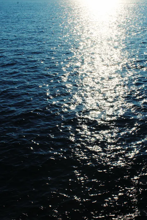 Moonlight Water Phone Wallpaper · moon · 1440×2160