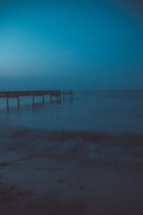 Moonlight Water Phone Wallpaper · moon · 1440×2160