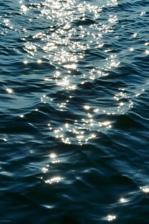Moonlight Water Phone Wallpaper · moon · 1440×2160