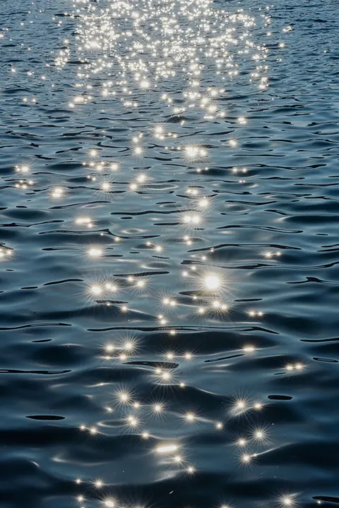 Moonlight Water Phone Wallpaper · moon · 1440×2160