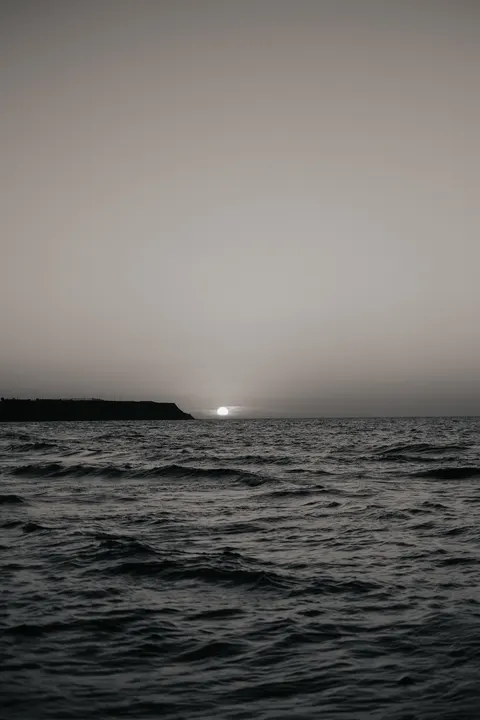 Moonlight Water Phone Wallpaper · moon · 1440×2160