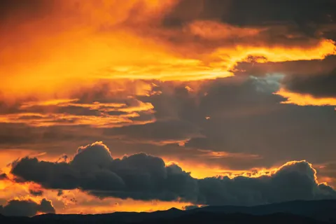 극적인 하늘 4K 배경화면 · nature · 3840×2560