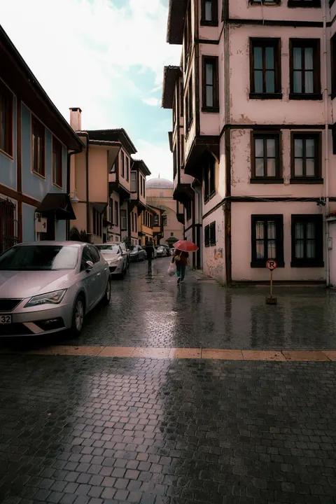 Yağmurda Sokak Telefon Duvar Kağıdı · rain · 1440×2160