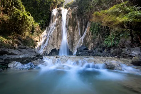 Wallpaper Air Terjun 4K · nature · 3840×2561