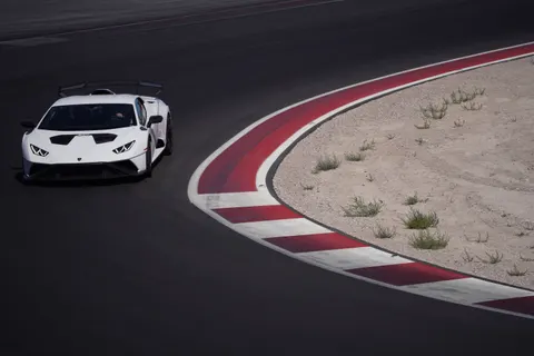 रेस कार 4K वॉलपेपर · cars · 3840×2560