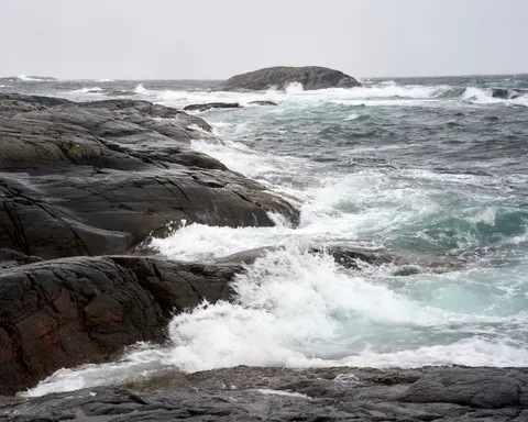 والپیپر دریای توفانی با کیفیت 4K · ocean · 3840×3072