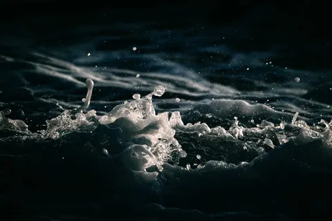 Stürmische See 4K Hintergrundbild · ocean · 3840×2560