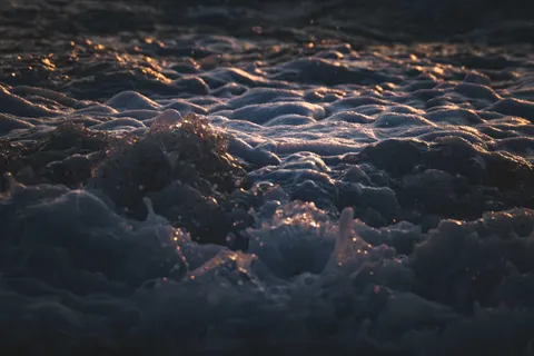 Stormachtige zee 4K-achtergrond · ocean · 3840×2560