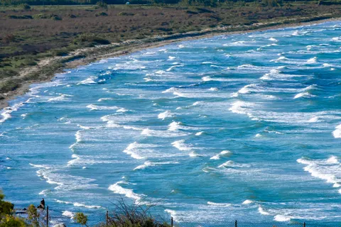 والپیپر دریای توفانی با کیفیت 4K · ocean · 3840×2560