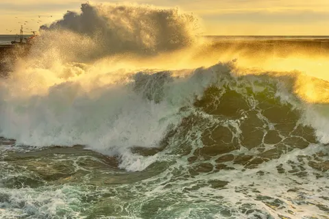 Tapeta Wzburzone morze 4K · ocean · 3840×2560