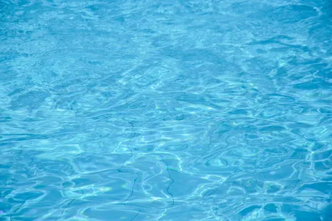 Tapeta Przejrzysta laguna 4K · ocean · 3840×2553