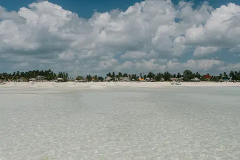Klare Lagune 4K Hintergrundbild · ocean · 3840×2560