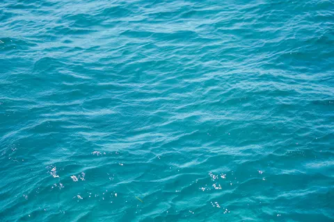 Berrak Lagün 4K Duvar Kağıdı · ocean · 3840×2560