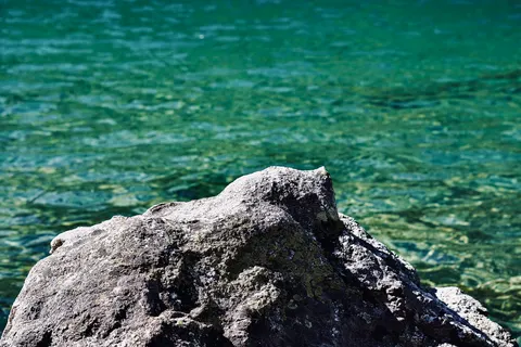 透明なラグーン 4K壁紙 · ocean · 3840×2560