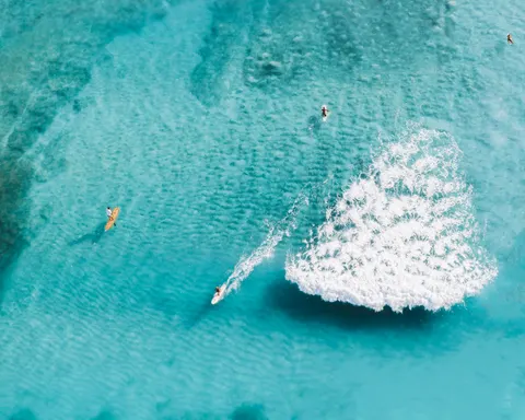 Sfondo Onda da surf 4K · ocean · 3840×3072