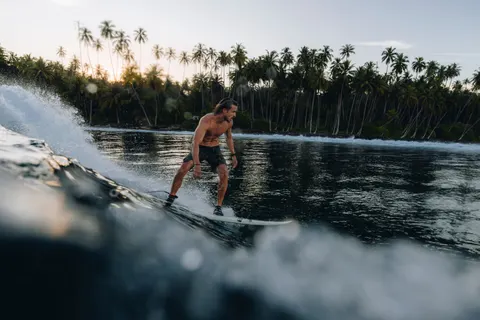 Tapeta Fala do surfingu 4K · ocean · 3840×2561