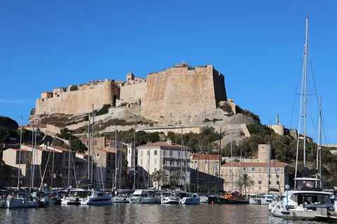 والپیپر بندرگاه ساحلی با کیفیت 4K · ocean · 3840×2560