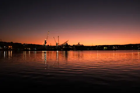 Coastal Harbor 4K Wallpaper · ocean · 3840×2560