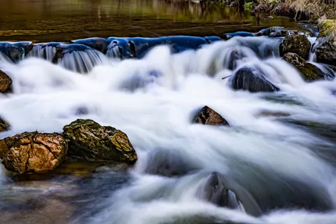 Wallpaper Air Terjun 4K · nature · 3840×2560