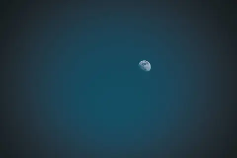 Fondo de pantalla Luna llena 4K · space · 3840×2560