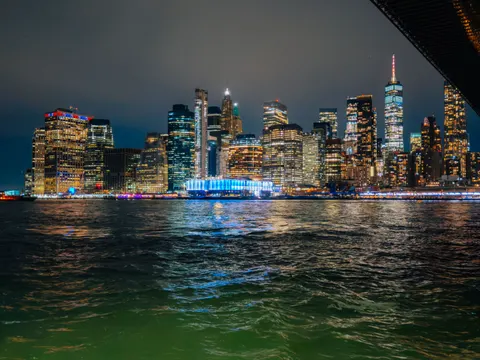 والپیپر خط آسمان نیویورک با کیفیت 4K · city · 3840×2880