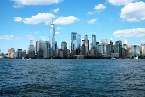 Papel de parede Horizonte de Nova York 4K · city · 3840×2561