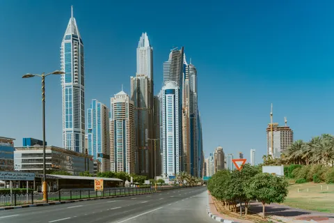 Dubai Skyline 4K Wallpaper · city · 3840×2560