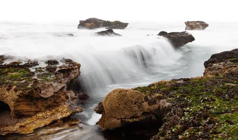 झरना 4K वॉलपेपर · nature · 3840×2267