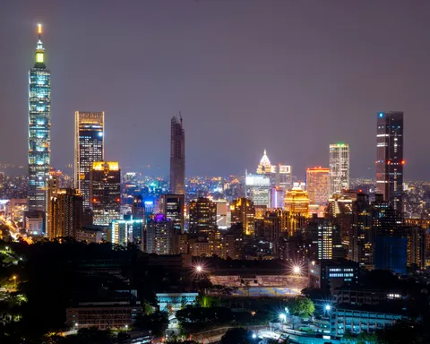 City Skyline at Night 4K Wallpaper · city · 3840×3072