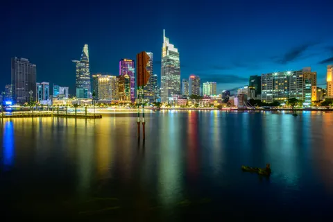 City Skyline at Night 4K Wallpaper · city · 3840×2560