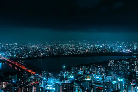 City Skyline at Night 4K Wallpaper · city · 3840×2560