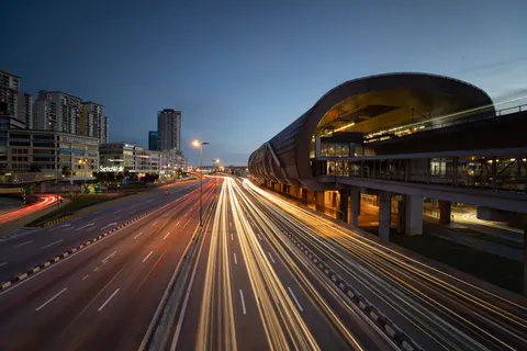Fond d'écran Traînées de lumière 4K · city · 3840×2560