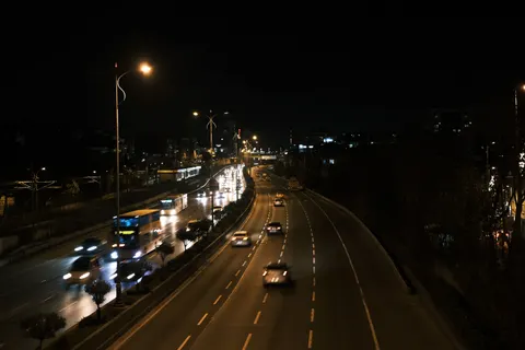 Fond d'écran Traînées de lumière 4K · city · 3840×2560