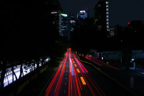 Fond d'écran Traînées de lumière 4K · city · 3840×2559