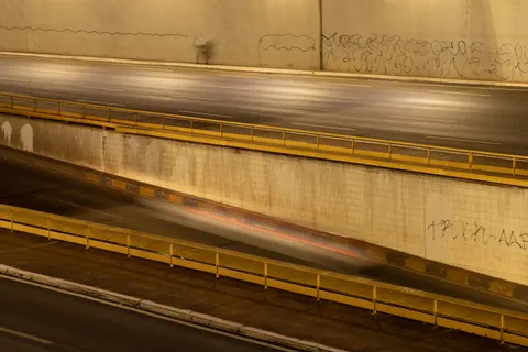 Light Trails 4K Wallpaper · city · 3840×2560