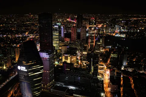 City Skyline at Night 4K Wallpaper · city · 3840×2560