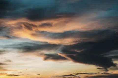 극적인 하늘 4K 배경화면 · nature · 3840×2560
