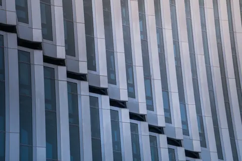 Обои Стеклянная башня 4K · architecture · 3840×2560