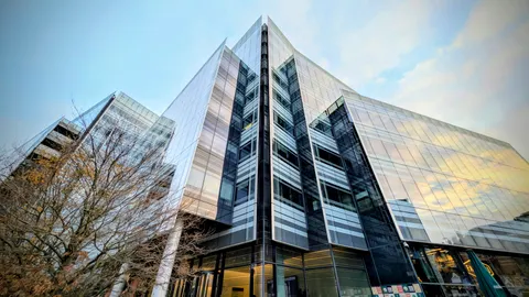 Glass Tower 4K Wallpaper · architecture · 3840×2160