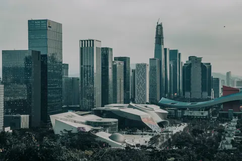 Glass Tower 4K Wallpaper · architecture · 3840×2560